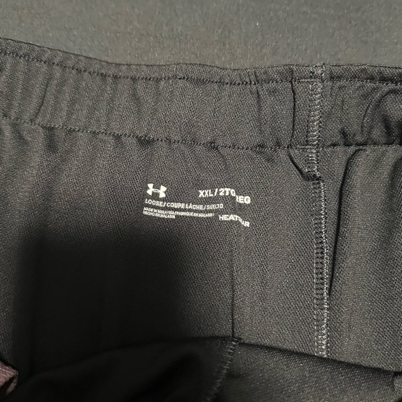 Under Armour Women's Shorts - Picture 5 of 6